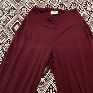 Free Label Monday pants